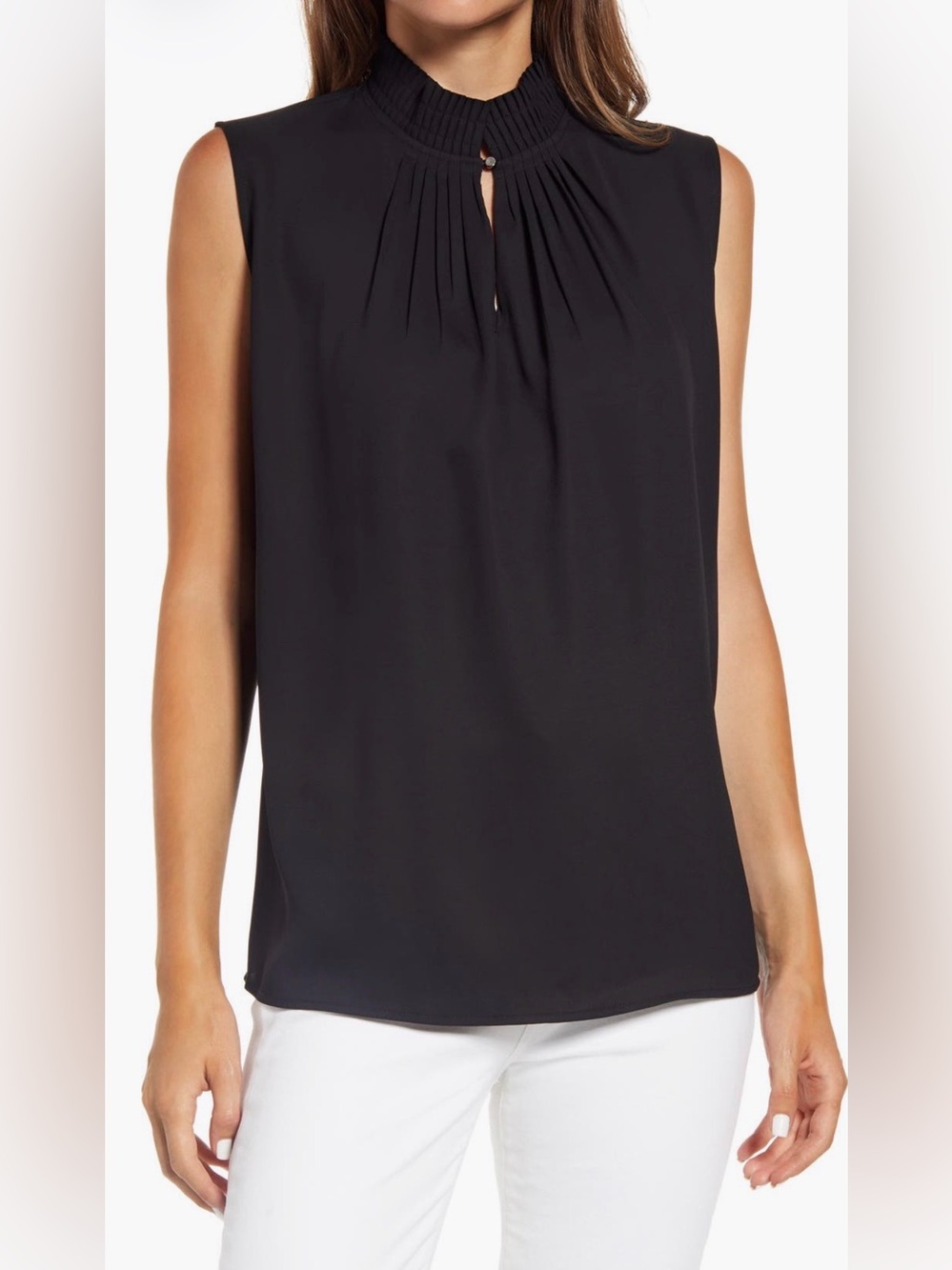 Ming Wang. Pleated Neck Sleeveless Blouse. Black. Size XS.